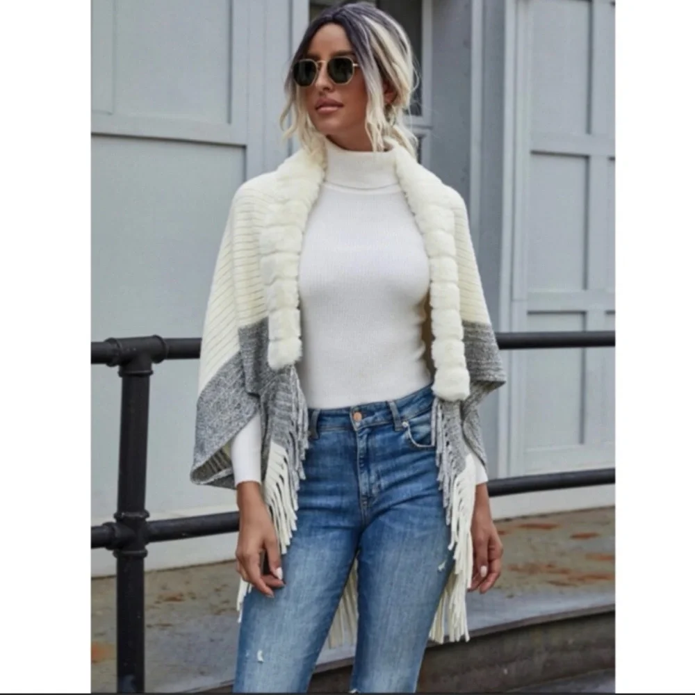 Casual Grey/White Color-block Cardigan with Faux Fur and Fringe Trim Size O/S - Picture 6 of 8